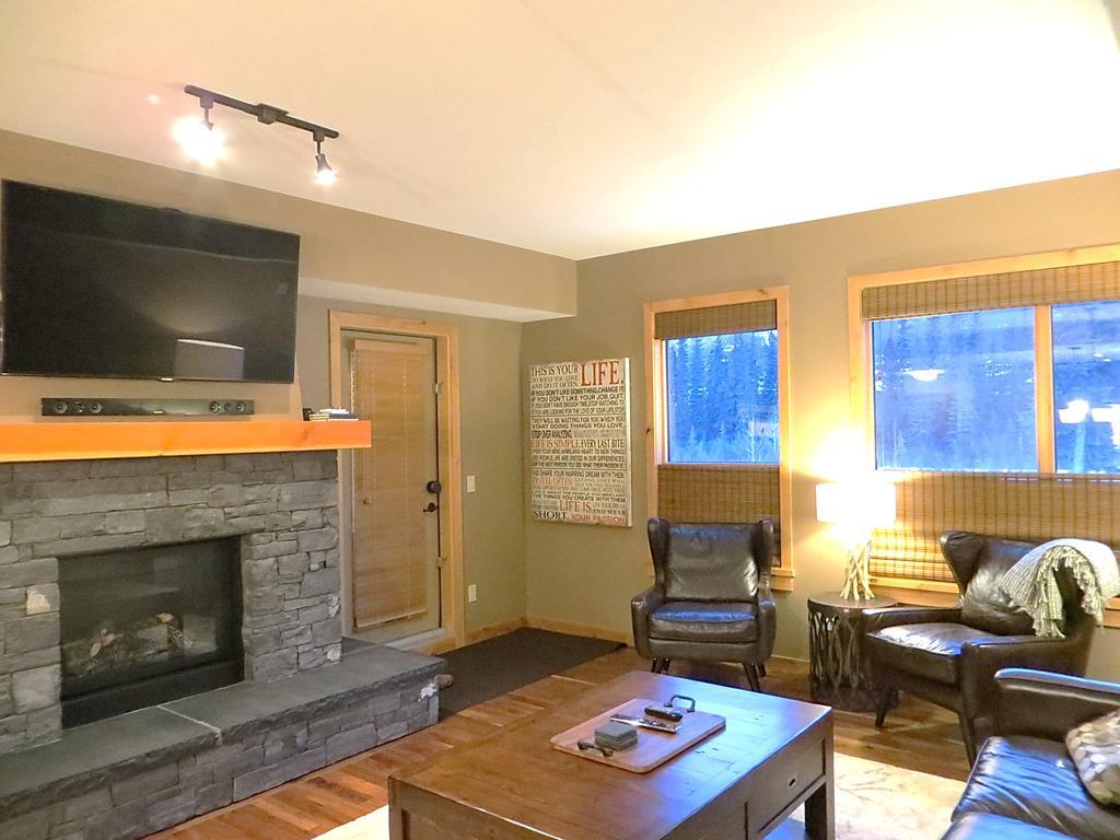 Luxury Canmore Vacations Esterno foto